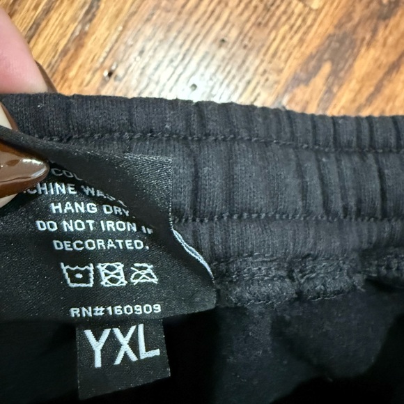 Overtime youth jogger sweatpants. Black . - Picture 2 of 2